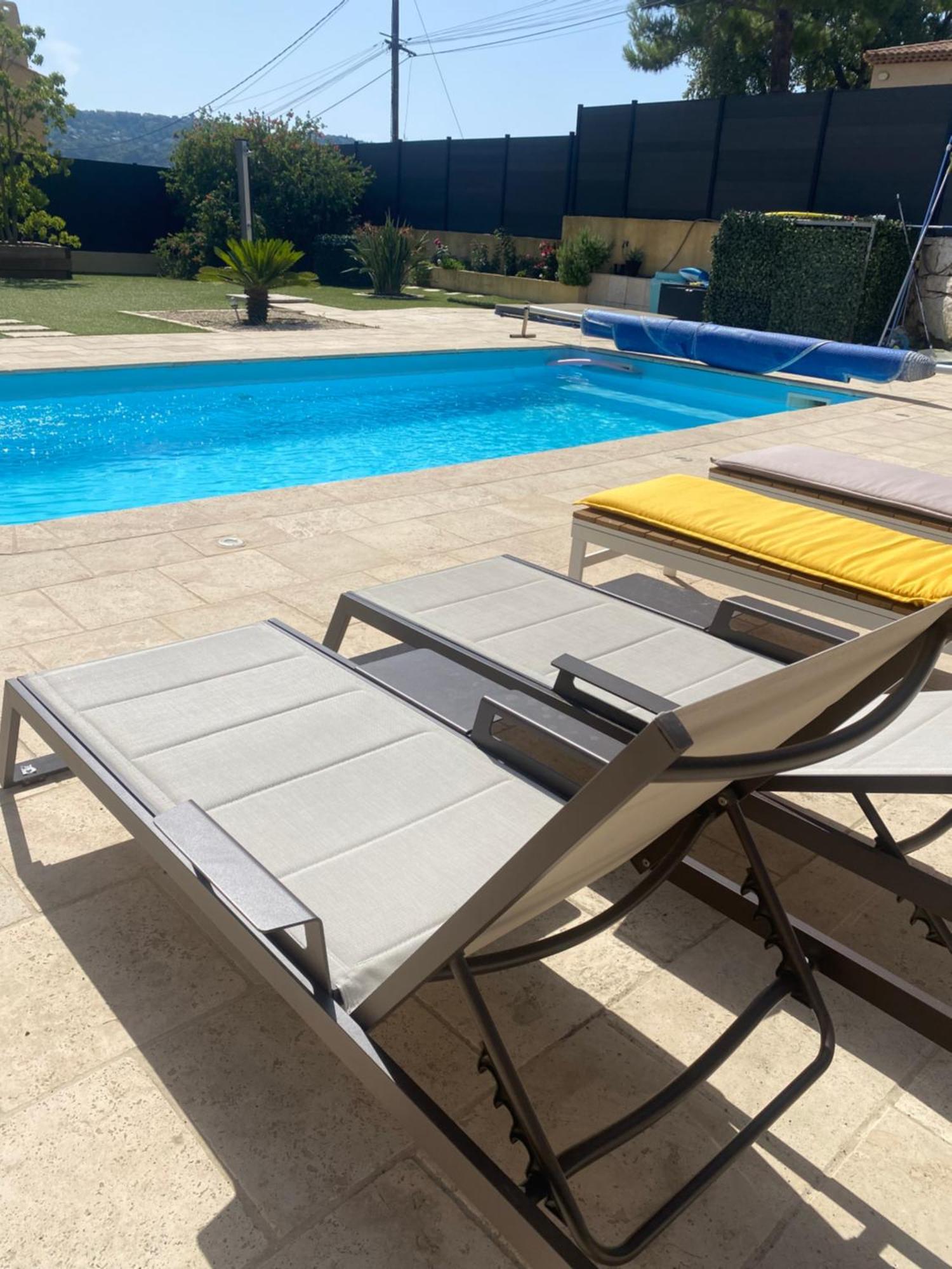 Detente Bas De Villa Jacuzzi, Piscine A 15 Min De Nice Carros Bagian luar foto